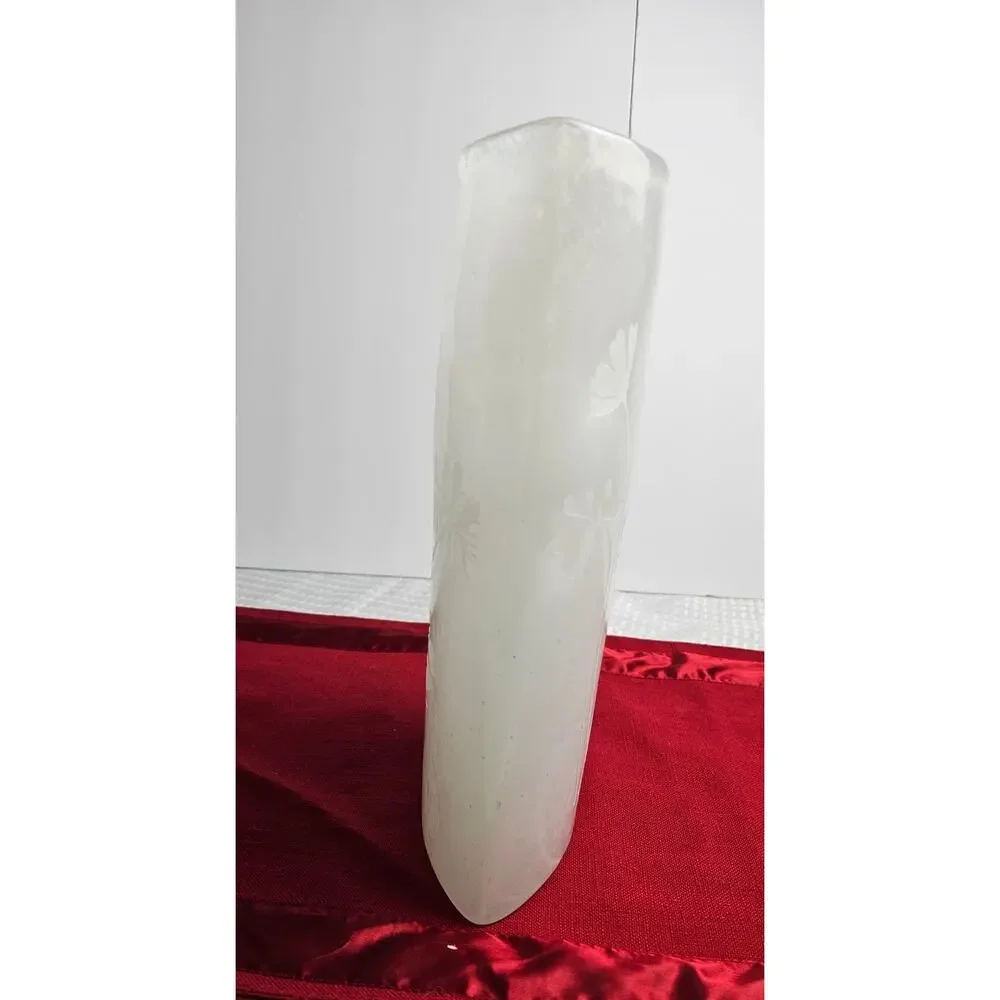 Vintage‎ clear glass soft white floral etched vase.